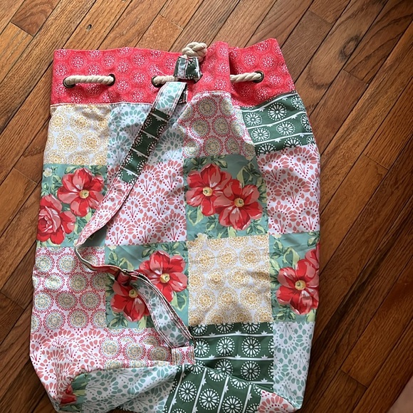 Laundry bag - Picture 2 of 3